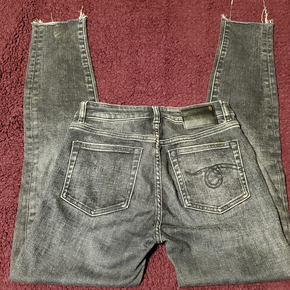 R13 Alison Skinny Distressed Black Wash Raw Hem Women Size 24 (25"wX28.5"l) - Picture 5 of 13